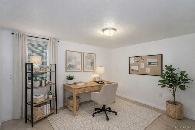 Photo - 9515 E 11th Ave Unit #B