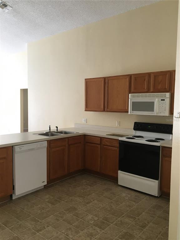 Photo - 1353 Rebecca Dr