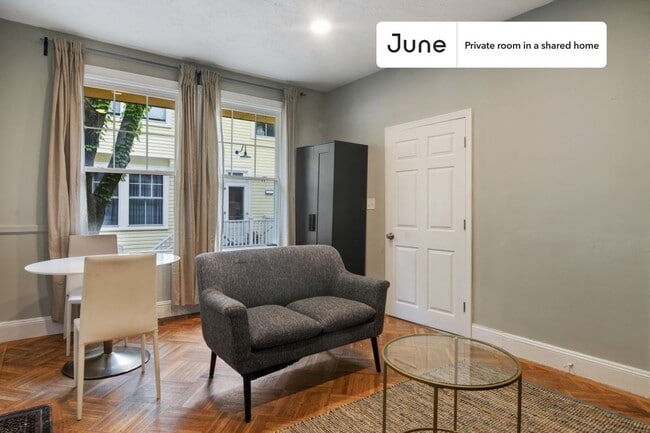 Photo - Room in Shared 7 bed/2.5 bath home Unidad B