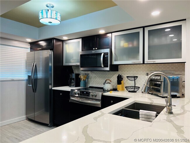 10102 S Ocean Dr Unit 307A