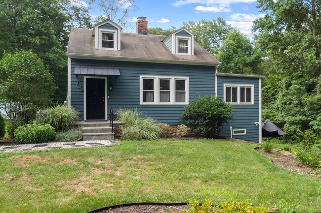 Photo - 199 New England Rd House