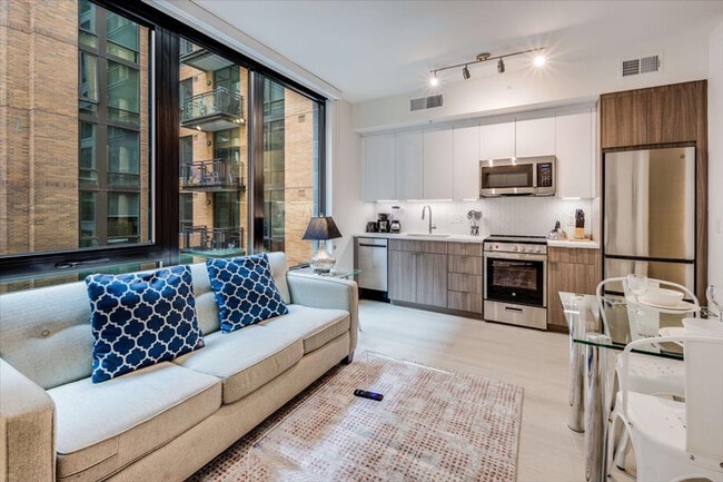 1051 First Street Northeast-SI ID1040184P