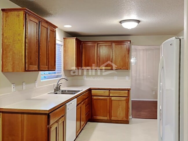 Photo - 34607 Rocky Ct House