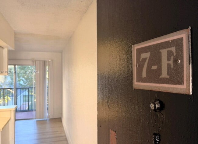 Photo - 4535 Treehouse Ln Unit F