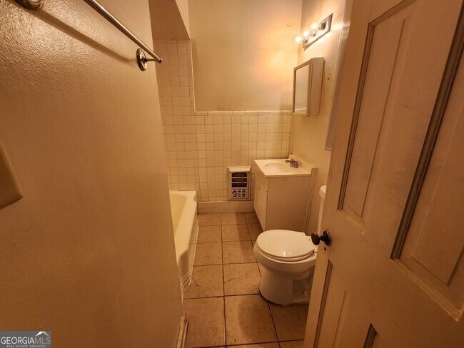 Photo - 1503 S Dixon Dr Unit A