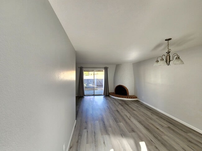 Photo - Gorgeous 2 bedroom 2 bath in TAPATIO COVE