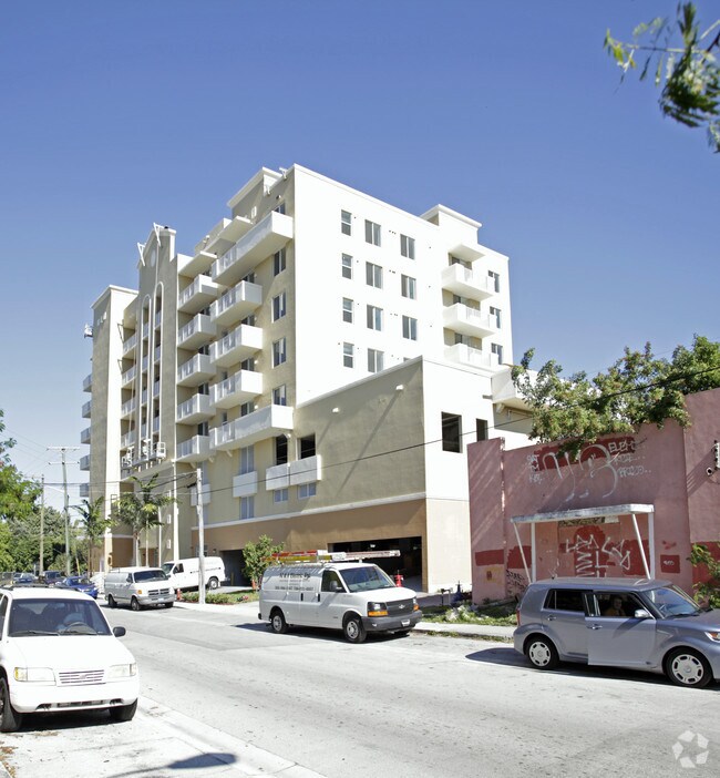 Photo - 119 SW 6th Ave