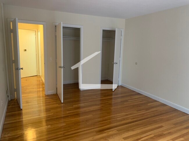 Building Photo - 75 Gardner St Rental
