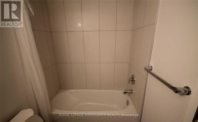 Photo - 251 Hemlock St Unit 614