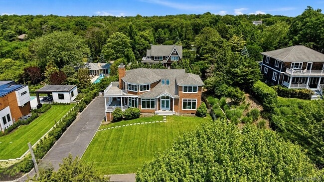 Building Photo - 17 Oceanview Dr