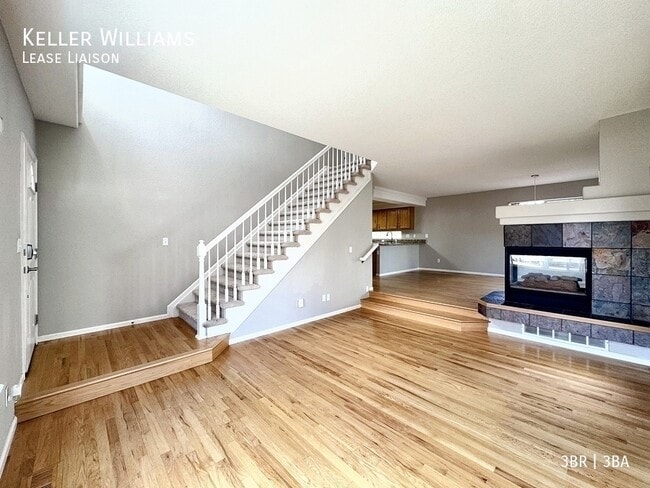 Photo - 1237 Laurenwood Way
