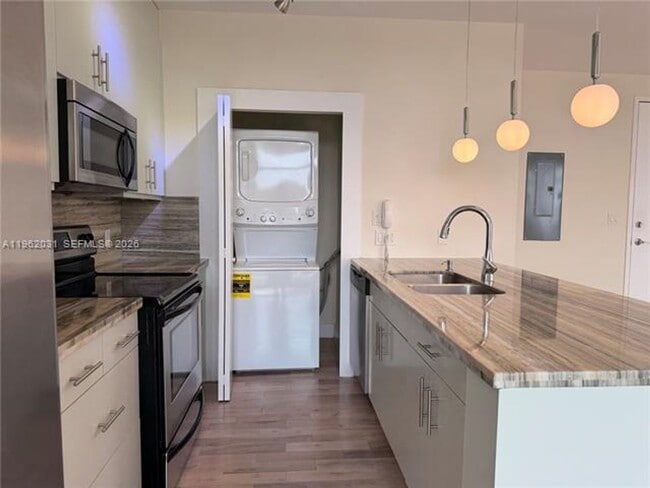 Photo - 6701 Biscayne Blvd Unidad 6701 Biscayne Blvd # 303