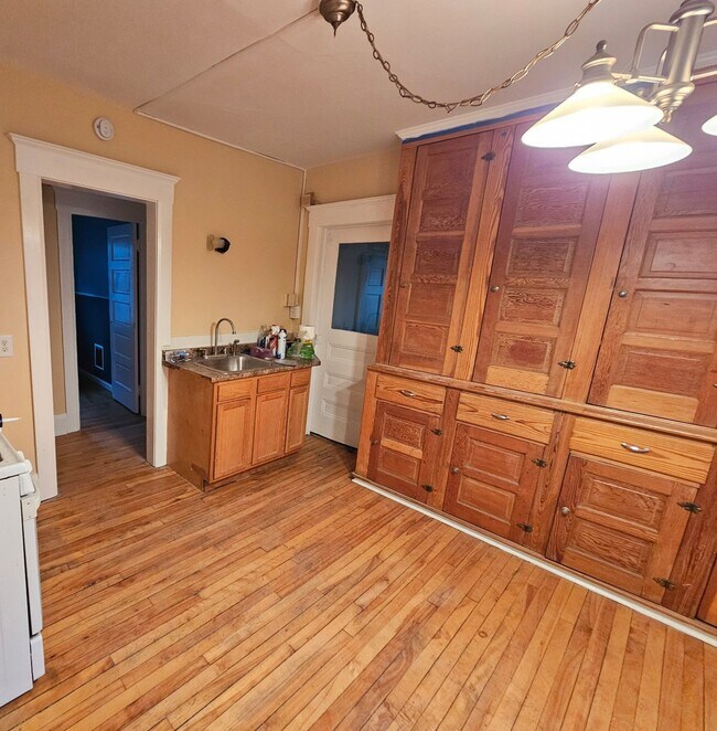 Photo - 107 Melrose Ave Unit 2