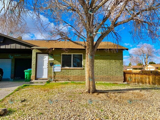 Building Photo - 1137 Arnold Dr