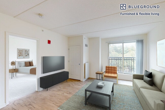 Photo - 3 Chrysler Rd Unidad FL4-ID3007A