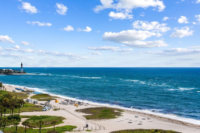 Building Photo - 900 N Ocean Blvd Unit 906
