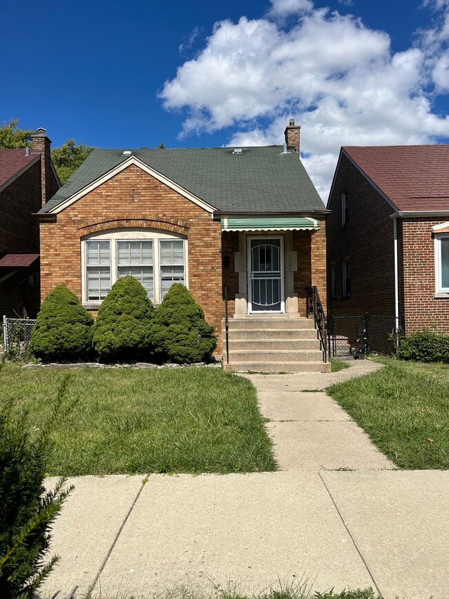 Photo - 1116 W 94th St