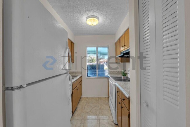 Photo - 7518 Needle Leaf Pl