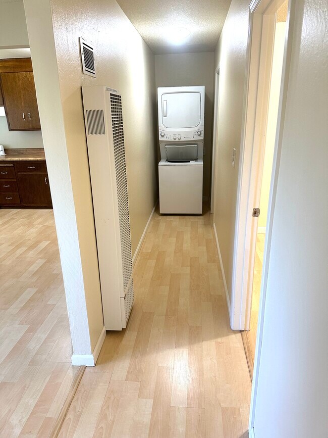 Hall - 2836 Easy St House