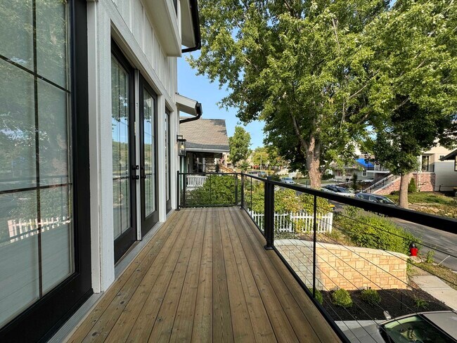 Photo - 717 Corbin Terrace