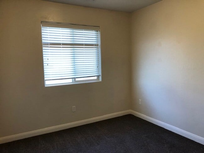 Photo - Charming 3 bed 2.5 bath townhome