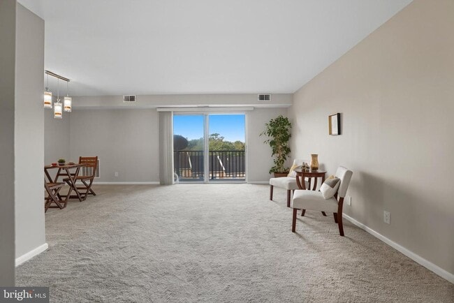 Building Photo - 12001 Old Columbia Pike Unit 508