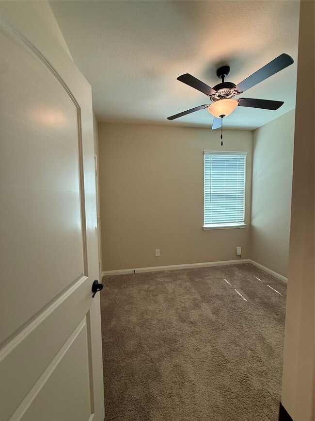 Photo - 8985 Oval Glass St