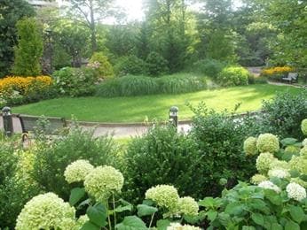 Building Photo - 9 Hawthorne Pl Unit 6-O