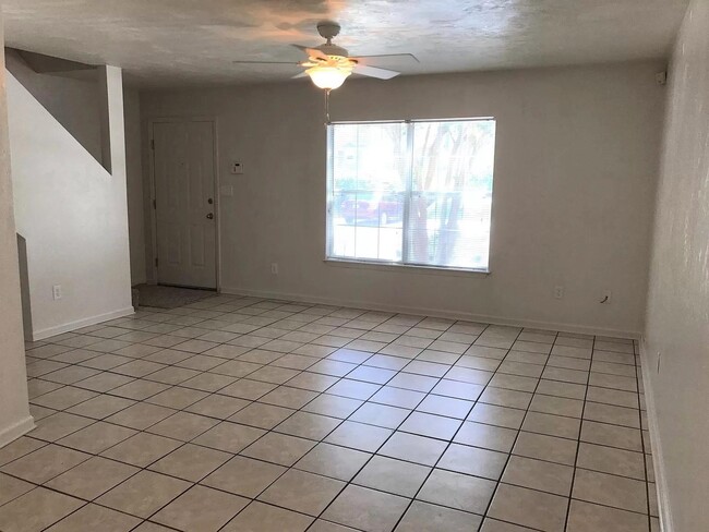 Photo - 1340 Hancock St