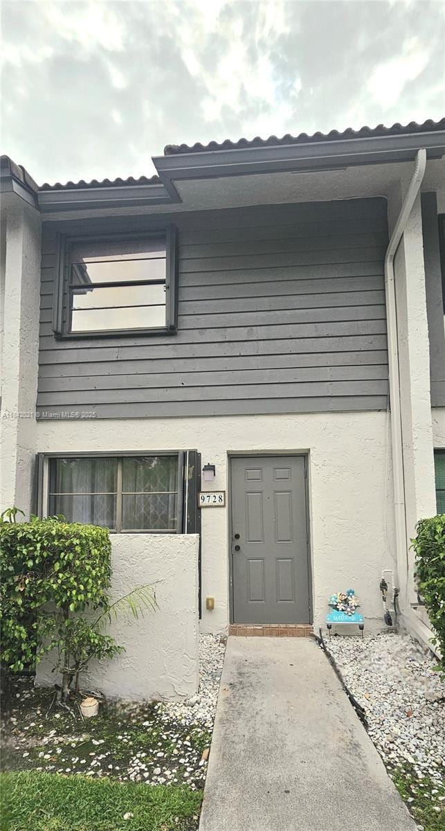 Building Photo - 9728 NW 14th St Rental
