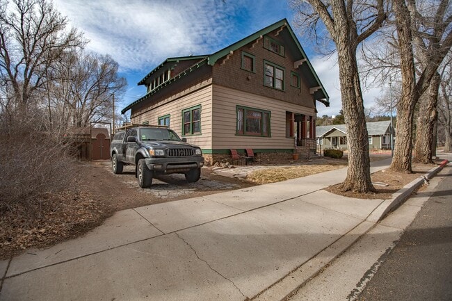 Photo - 621 W Cherry Ave