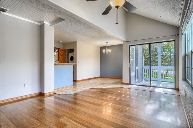 Photo - 8327 S Upham Way