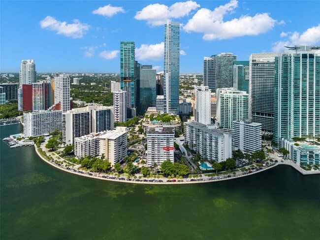 Photo - 1420 Brickell Bay Dr