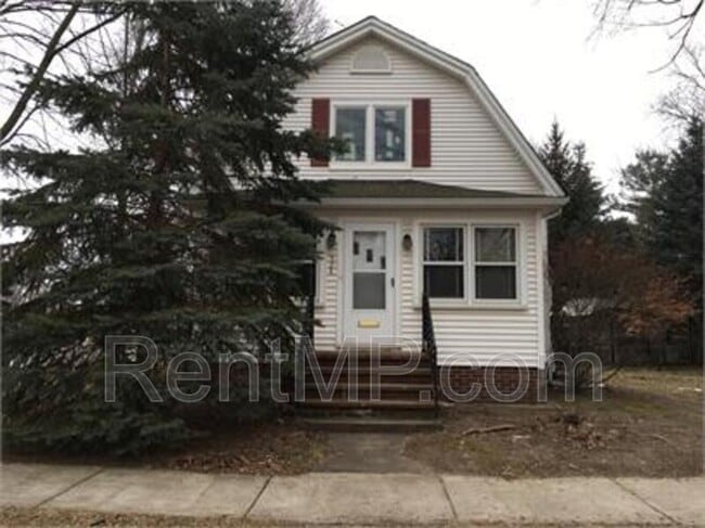 Building Photo - 524 N Kinney Ave