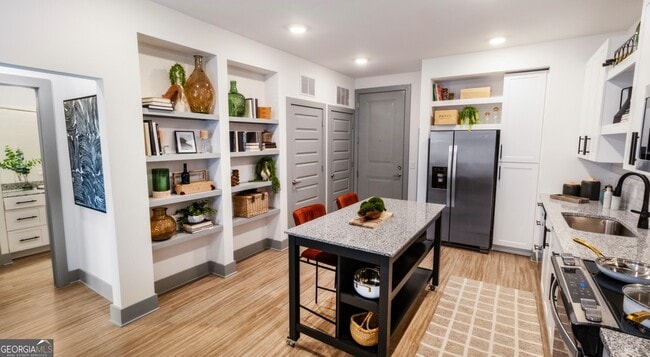 Photo - 2370 Sever Rd NW Unidad 5410