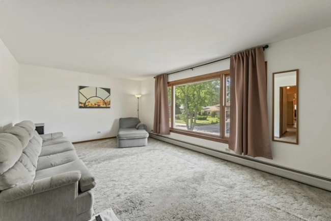 Photo - 839 Heritage Dr Unit 2