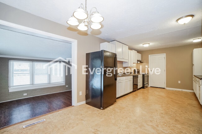 Photo - 4698 Dundee Ave