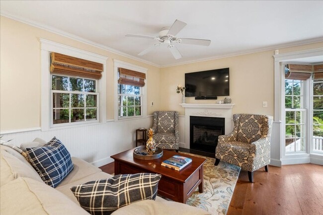 Photo - 2 Bedroom, 1 Bath furnished Cottage