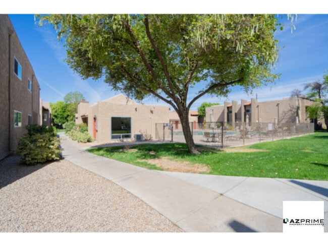 Photo - Settle Into this Beautifully Refreshed 2/1 Phoenix Condo in the Desirable Arcadia Area.