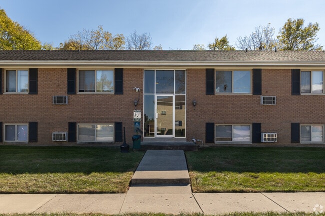 110 Imperial Ct