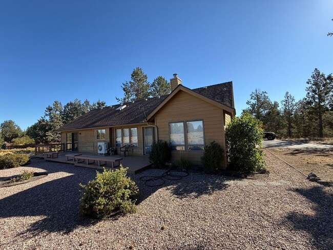 Photo - County Setting in NW Bend - 3 Bedroom / 2 ...