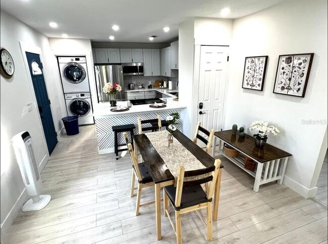 Photo - 1756 2nd St NE