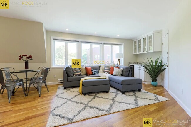 Photo - 2 Fayette St Unit 4