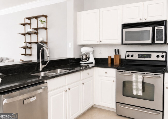 Photo - 1850 Cotillion Dr Unit 1116
