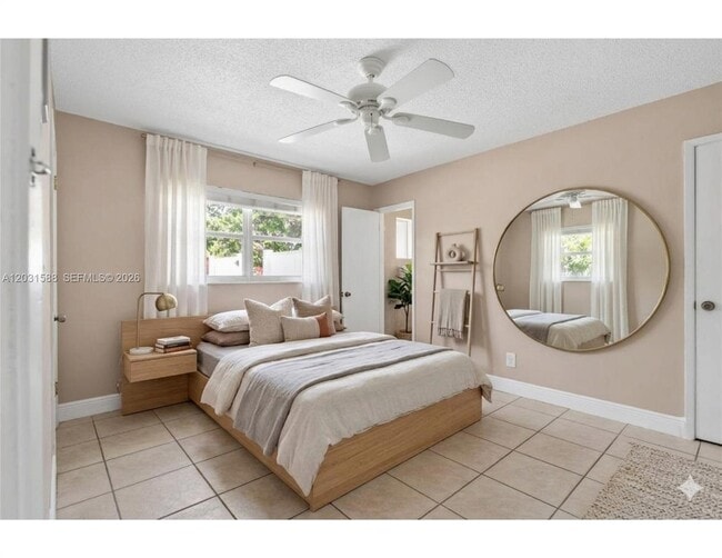 Photo - 1701 NE 55th St