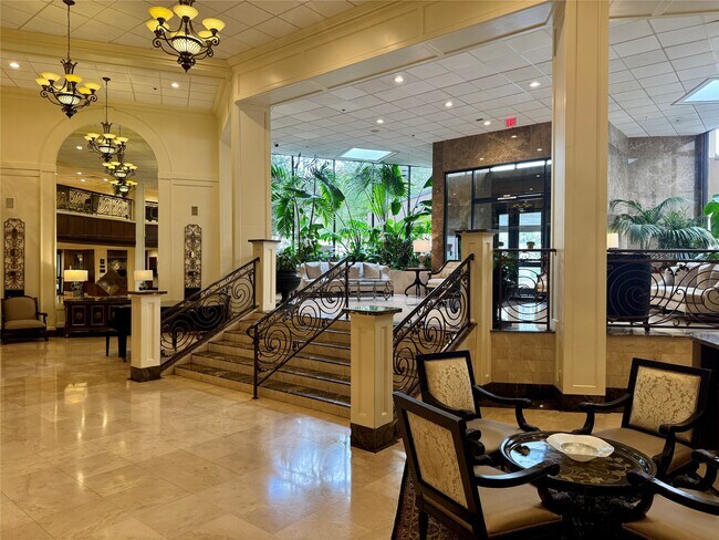 Photo - 3525 Sage Rd Unit 813