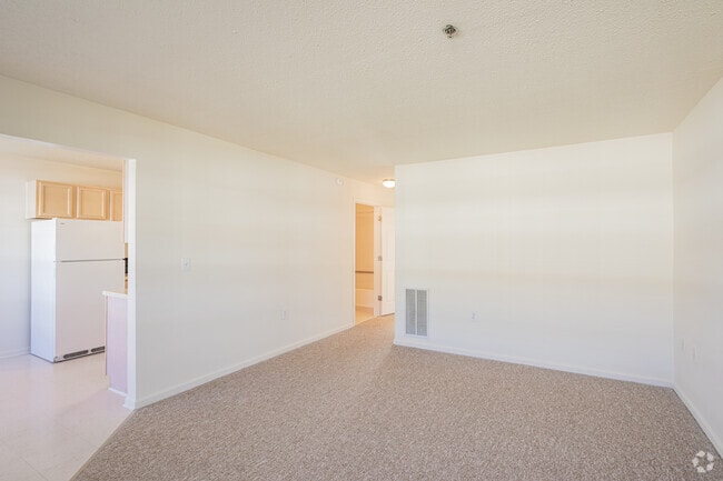 2BR, 1BA