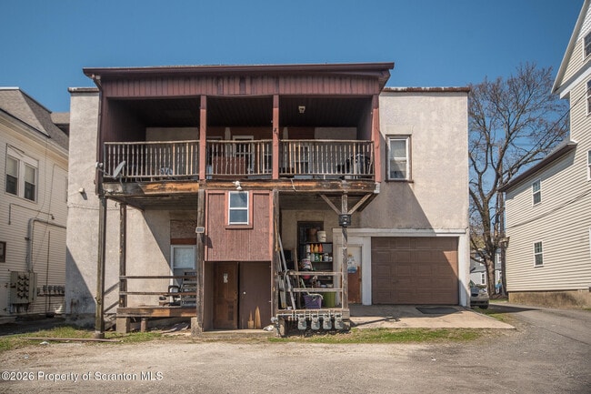 Photo - 1827-1829 Main St