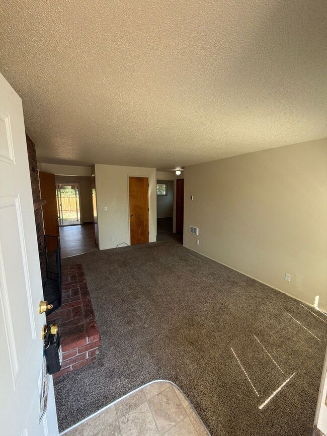 Photo - 2610 Taylor St