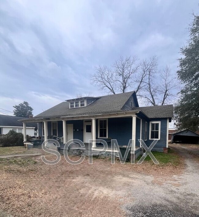 Building Photo - 1529 Henley St